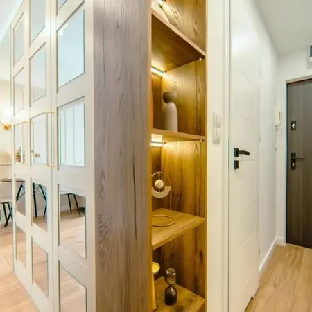 Apartment Bezowy